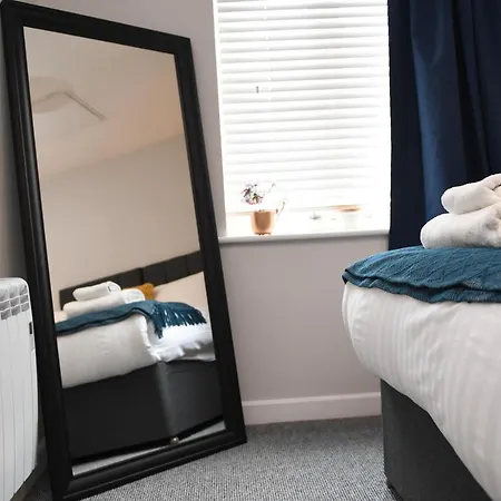 Self Catering - Regent's Court Cherry * 해러게이트